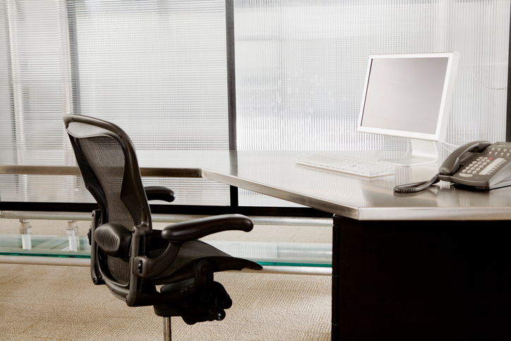 The Benefits Of An L Shaped Desk American Design Associates